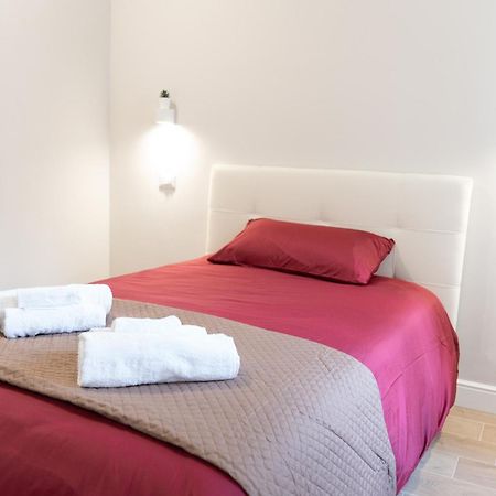 Casa Luna Nel Cuore Di Cagliari A 10 Minuti In Macchina Dalle Spiagge Piu Belle Exterior photo